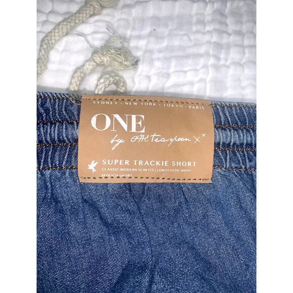 One By One Teaspoon Women's Blue‎ Super Trackie Harem Shorts Size XS - Picture 7 of 13